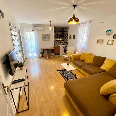 Apartments Rux De Luxe Бар Екстер'єр фото