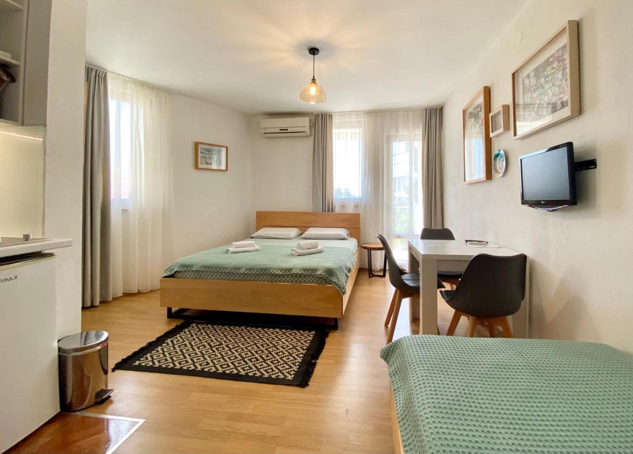 Apartments Rux De Luxe Бар Екстер'єр фото