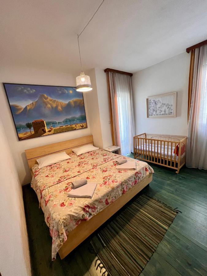Apartments Rux De Luxe Бар Екстер'єр фото