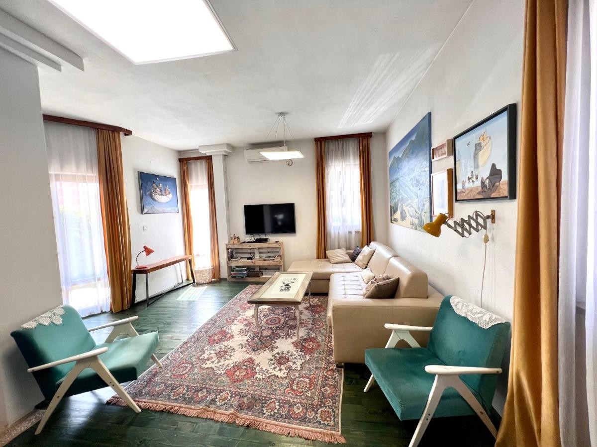 Apartments Rux De Luxe Бар Екстер'єр фото