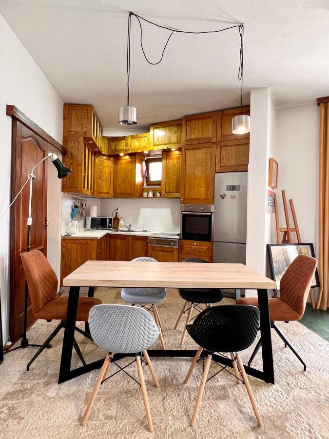 Apartments Rux De Luxe Бар Екстер'єр фото
