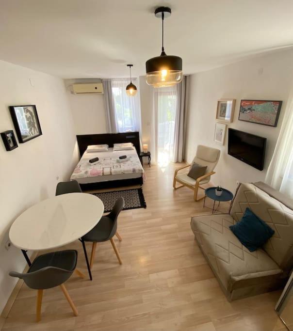 Apartments Rux De Luxe Бар Екстер'єр фото