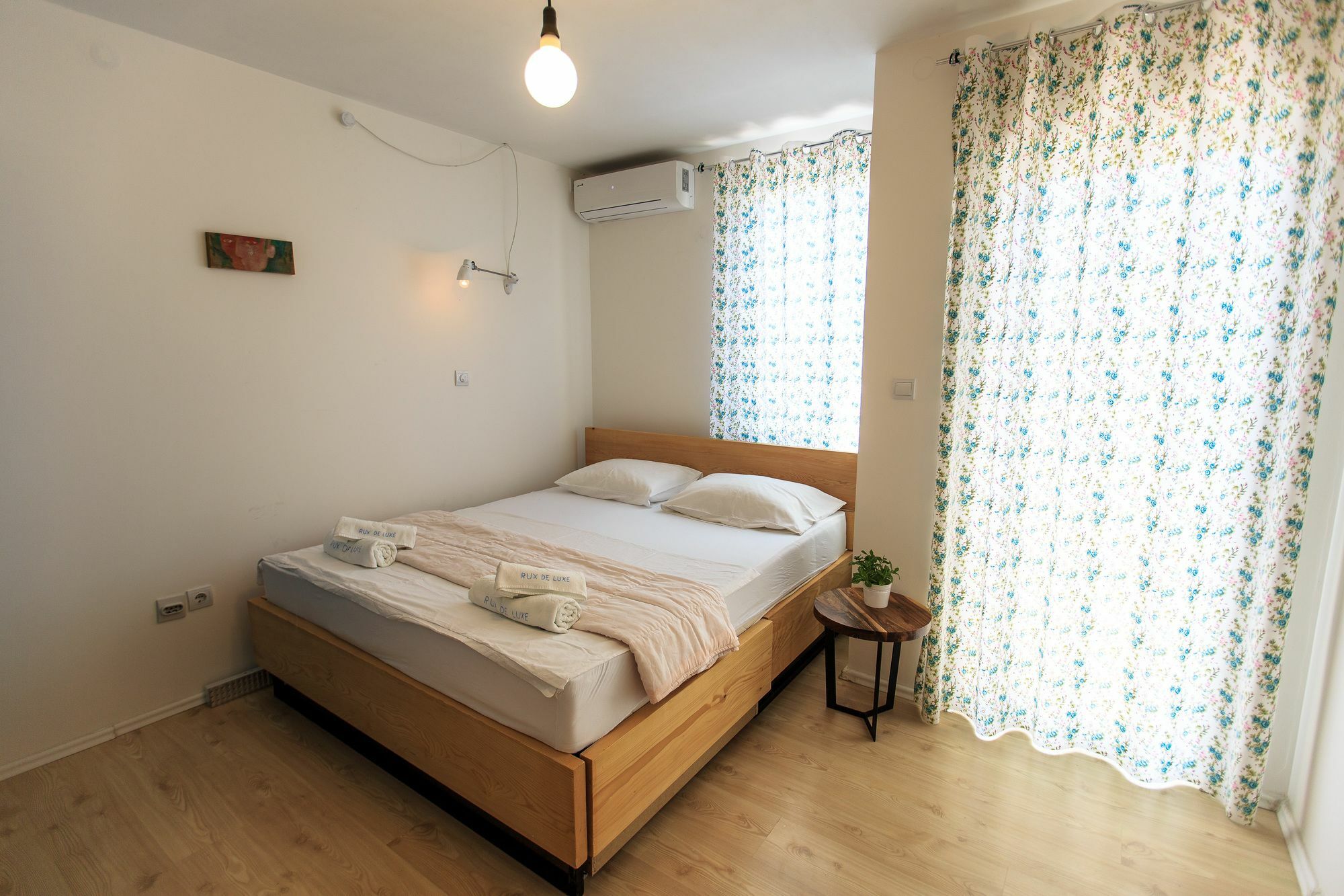 Apartments Rux De Luxe Бар Екстер'єр фото